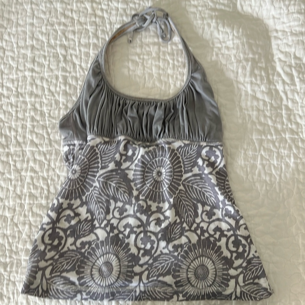 Lululemon halter top 6